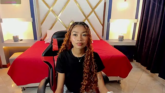 Snapshot of Perla_prg chatting on 1, 11, 2025 Perla prg online show from 1, 11, 2025