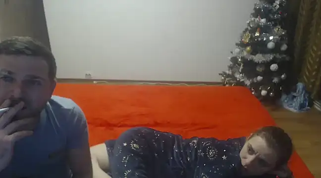 AngelAndDevil92 online show from 8, 1, 2025