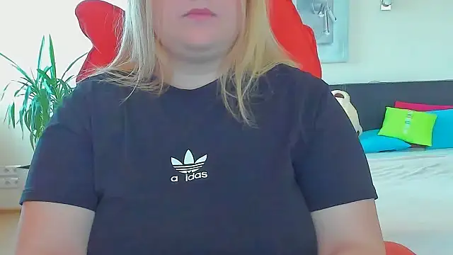 Doliss online show from 12, 9, 2025