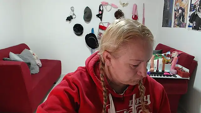 emperabigbootybigass online show from 22, 12, 2025