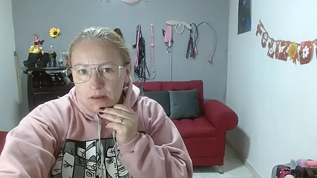 emperabigbootybigass online show from 20, 3, 2025