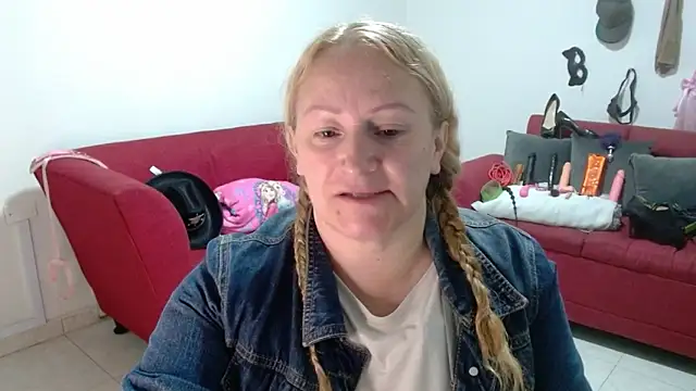 emperabigbootybigass online show from 13, 2, 2026