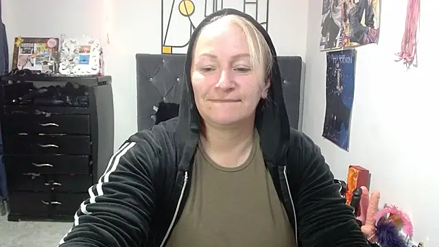 emperabigbootybigass online show from 5, 5, 2026