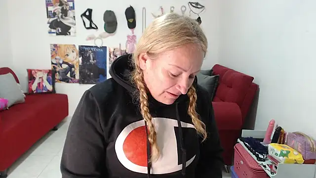 emperabigbootybigass online show from 6, 10, 2025