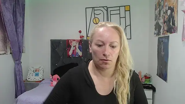 emperabigbootybigass online show from 11, 6, 2026