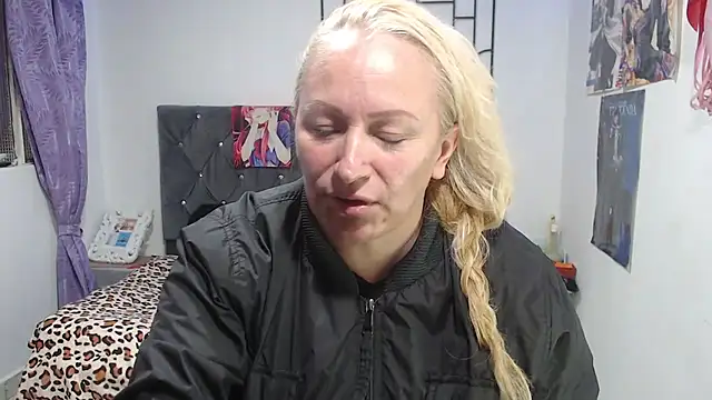 emperabigbootybigass online show from 16, 7, 2026
