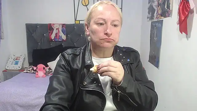 emperabigbootybigass online show from 7, 7, 2026