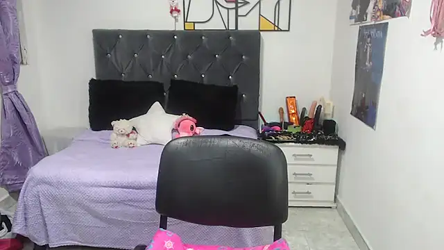 emperabigbootybigass online show from 28, 5, 2026