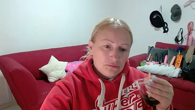 emperabigbootybigass online show from 10, 2, 2026