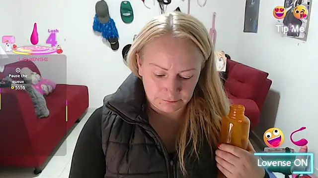 emperabigbootybigass online show from 20, 11, 2025