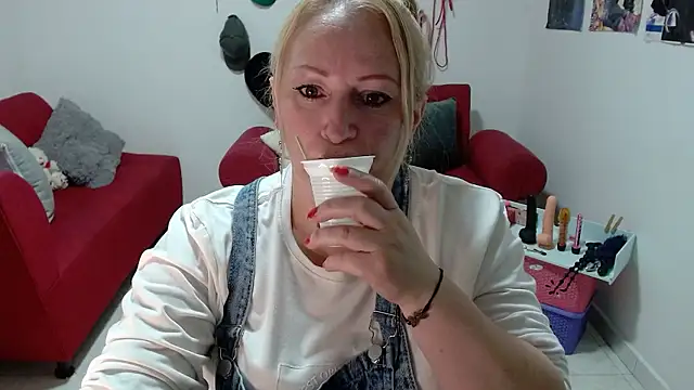 emperabigbootybigass online show from 15, 1, 2026