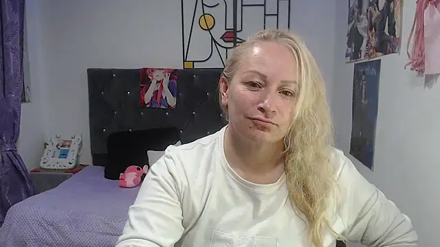 emperabigbootybigass online show from 27, 6, 2026