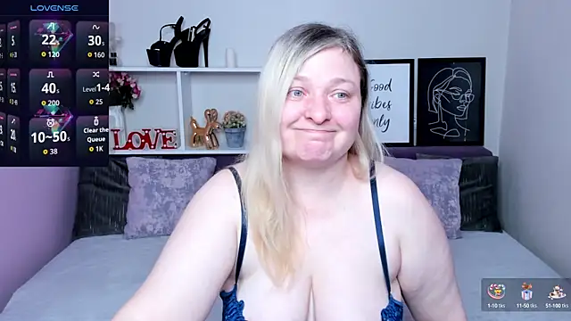 AnnaXCherri online show from 11, 10, 2025