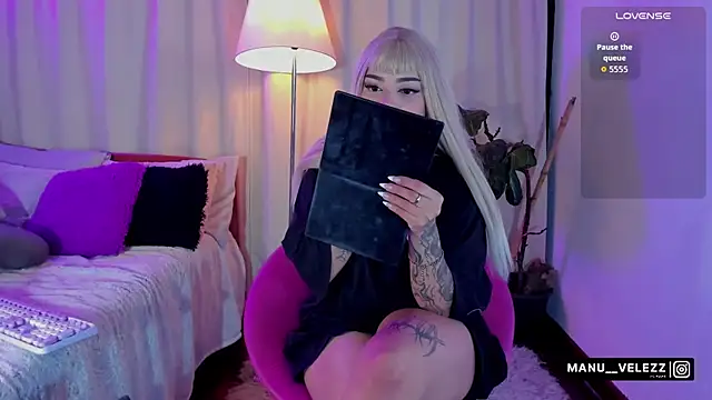 Manu Velez online show from 16, 12, 2025