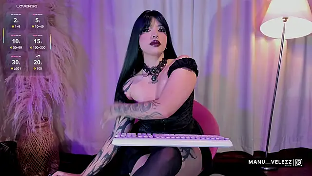 Manu Velez online show from 15, 4, 2026