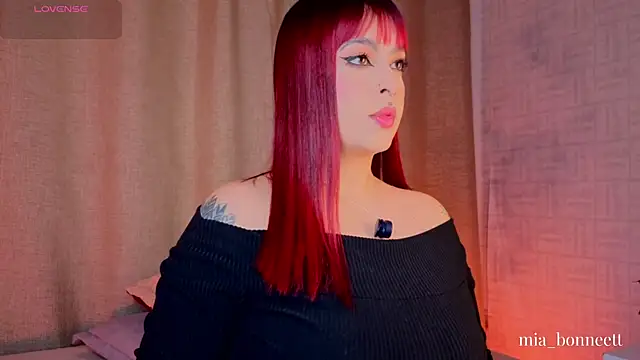 mia bonneett online show from 4, 6, 2026