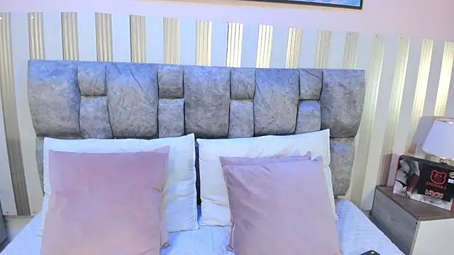 nova lane online show from 9, 9, 2025