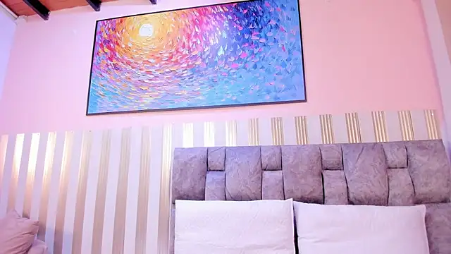 nova lane online show from 8, 4, 2026