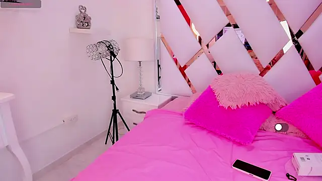 samy  milf online show from 3, 10, 2025