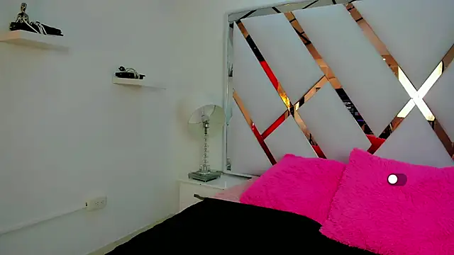 samy  milf online show from 17, 1, 2026