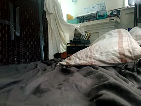 DevinToore online show from 8, 11, 2025