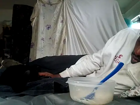 DevinToore online show from 15, 12, 2025