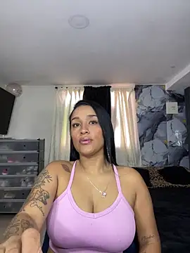 Snapshot of KatalinnaBrown chatting on 19, 4, 2026 KatalinnaBrown online show from 19, 4, 2026
