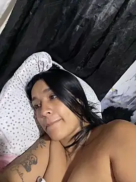 Snapshot of KatalinnaBrown chatting on 18, 3, 2026 KatalinnaBrown online show from 18, 3, 2026