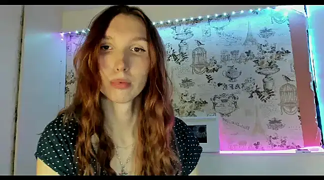 LisaIcon online show from 20, 1, 2025