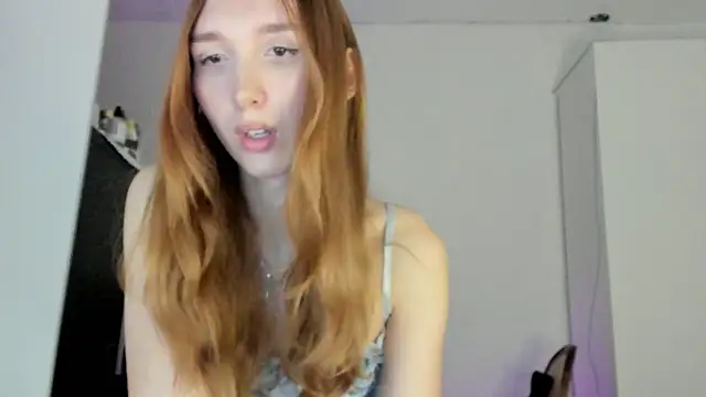 LisaIcon online show from 4, 10, 2025