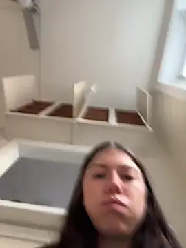 emilycoco online show from 7, 2, 2026