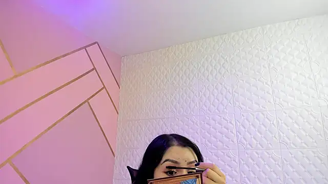 Snapshot of Violetaa_diazz chatting on 26, 11, 2025 Violetaa diazz online show from 26, 11, 2025