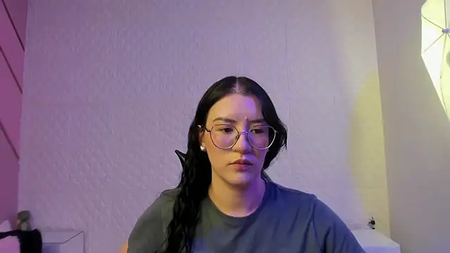 Violetaa diazz online show from 15, 7, 2026