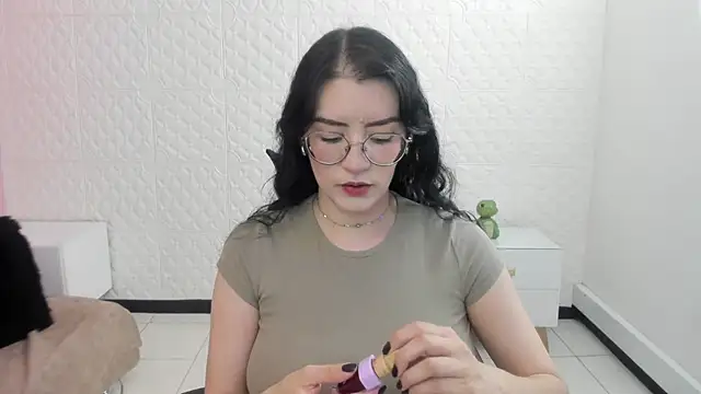 Violetaa diazz online show from 23, 4, 2026