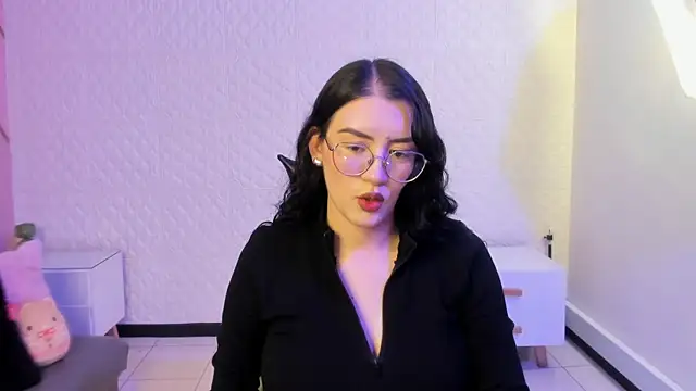 Violetaa diazz online show from 22, 7, 2026