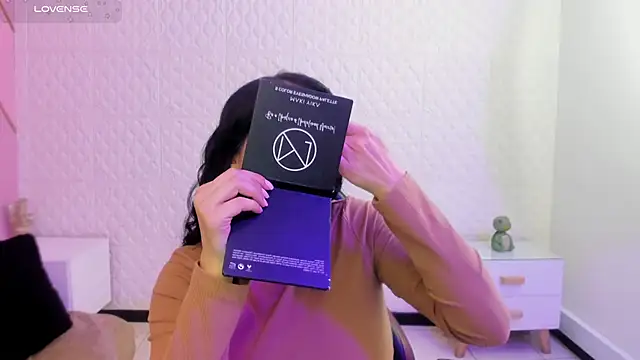 Violetaa diazz online show from 28, 3, 2026