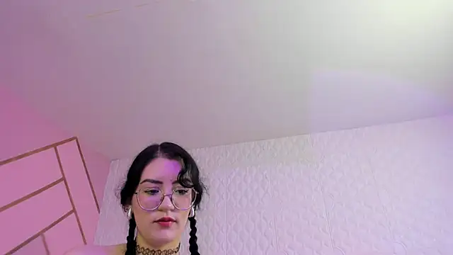 Violetaa diazz online show from 28, 4, 2026