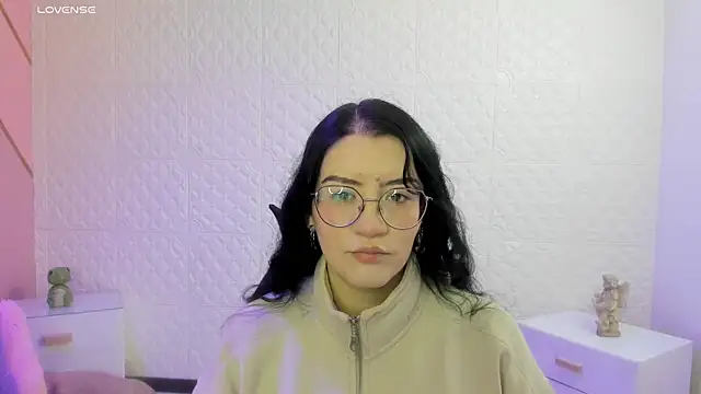 Violetaa diazz online show from 11, 2, 2026