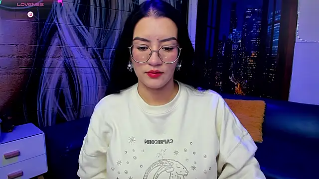 Snapshot of Violetaa_diazz chatting on 15, 2, 2025 Violetaa diazz online show from 15, 2, 2025