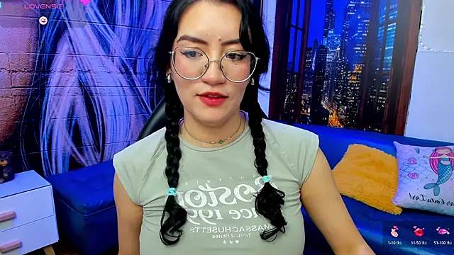 Snapshot of Violetaa_diazz chatting on 6, 3, 2025 Violetaa diazz online show from 6, 3, 2025