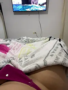 Snapshot of ANYLU19 chatting on 25, 10, 2025 ANYLU19 online show from 25, 10, 2025