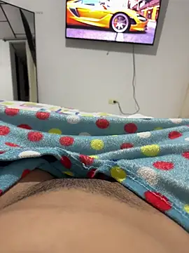 Snapshot of ANYLU19 chatting on 9, 11, 2025 ANYLU19 online show from 9, 11, 2025