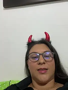 Snapshot of ANYLU19 chatting on 1, 11, 2025 ANYLU19 online show from 1, 11, 2025