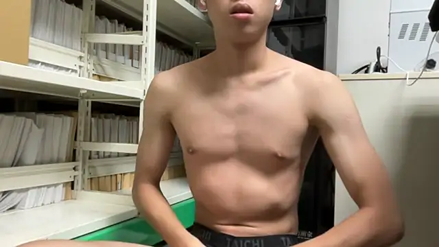 Benson18y online show from 13, 11, 2025