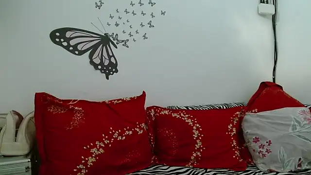 LadyHellene online show from 10, 10, 2025