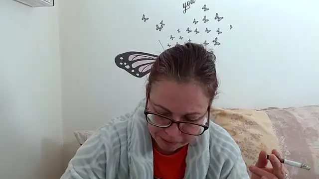 LadyHellene online show from 5, 3, 2026