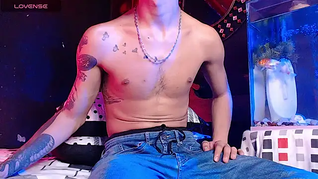 Godly huan online show from 4, 12, 2025