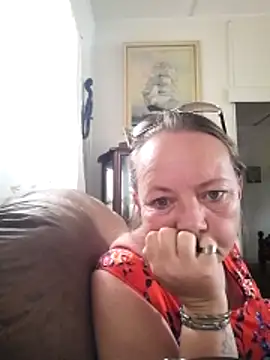 Kimmyb777 online show from 17, 1, 2026