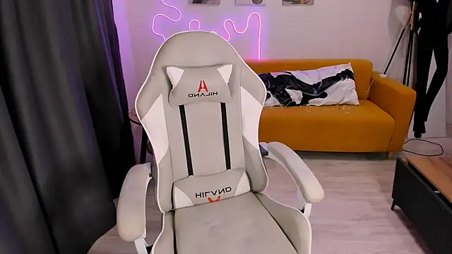 Sweet Richal online show from 17, 4, 2026