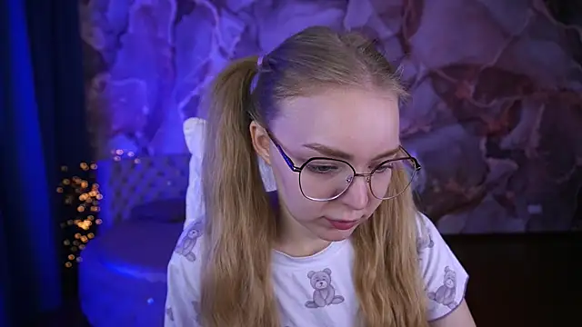 EmilySunshineS online show from 20, 10, 2025